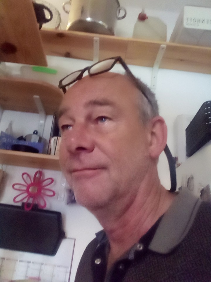 Profil de Lendon, 55 ans, Célibataire Suisse à Zignau