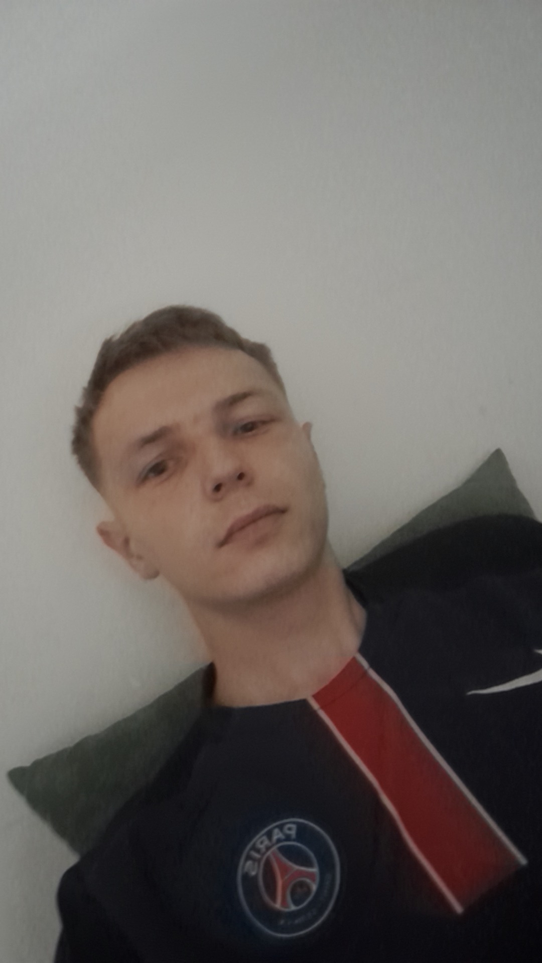 Profil de Florenzo, 24 ans, Célibataire Suisse à Sternenberg