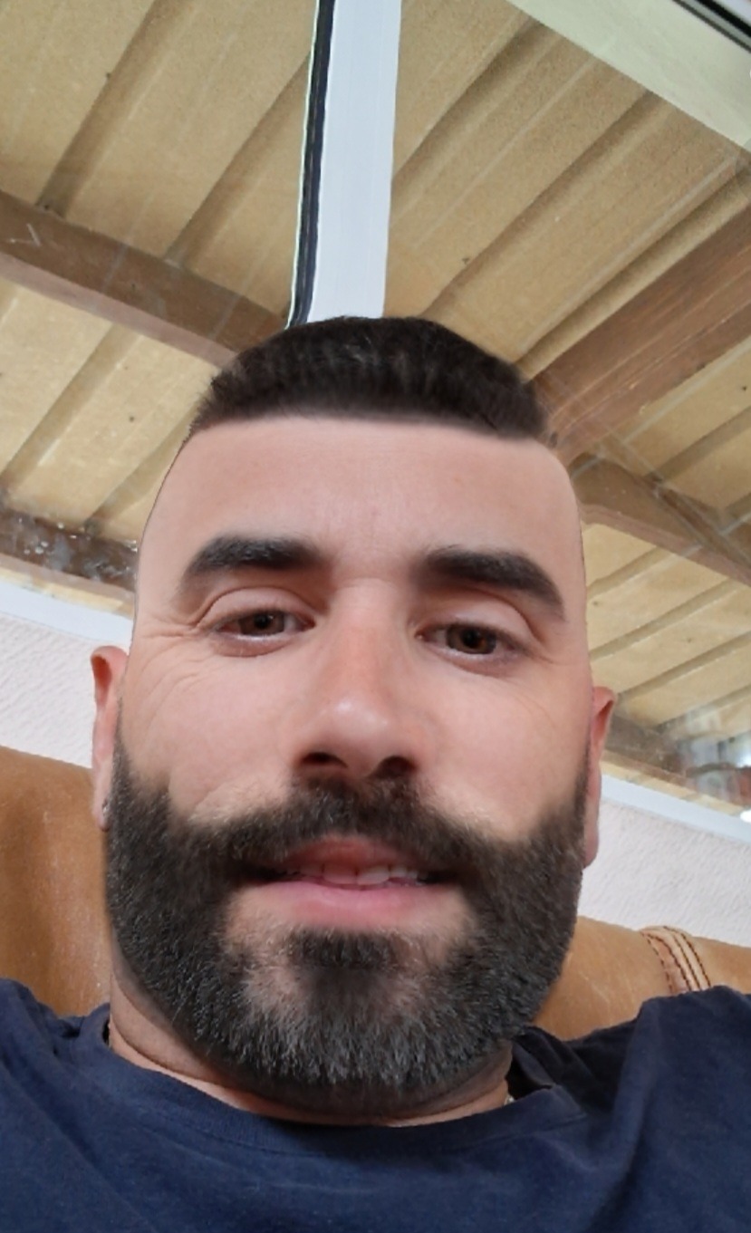 Profil de Kadri, 41 ans, Célibataire Suisse à Gingins