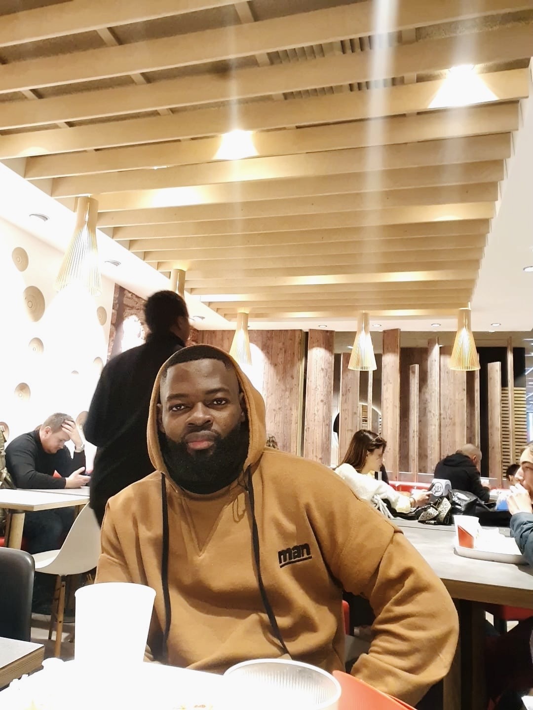 Profil de Rafik, 32 ans, Célibataire Suisse à Aubonne