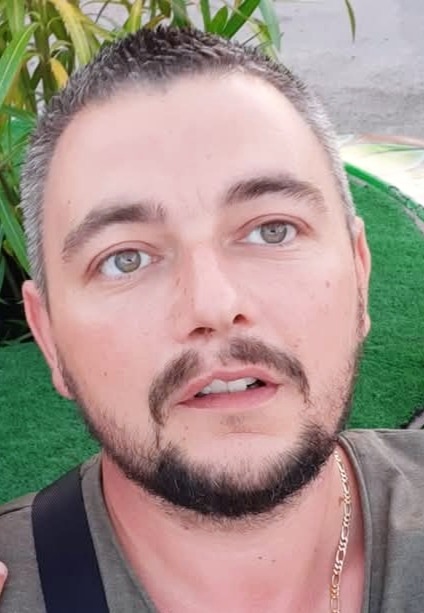 Profil de Achrafe, 40 ans, Célibataire Suisse à Agarone