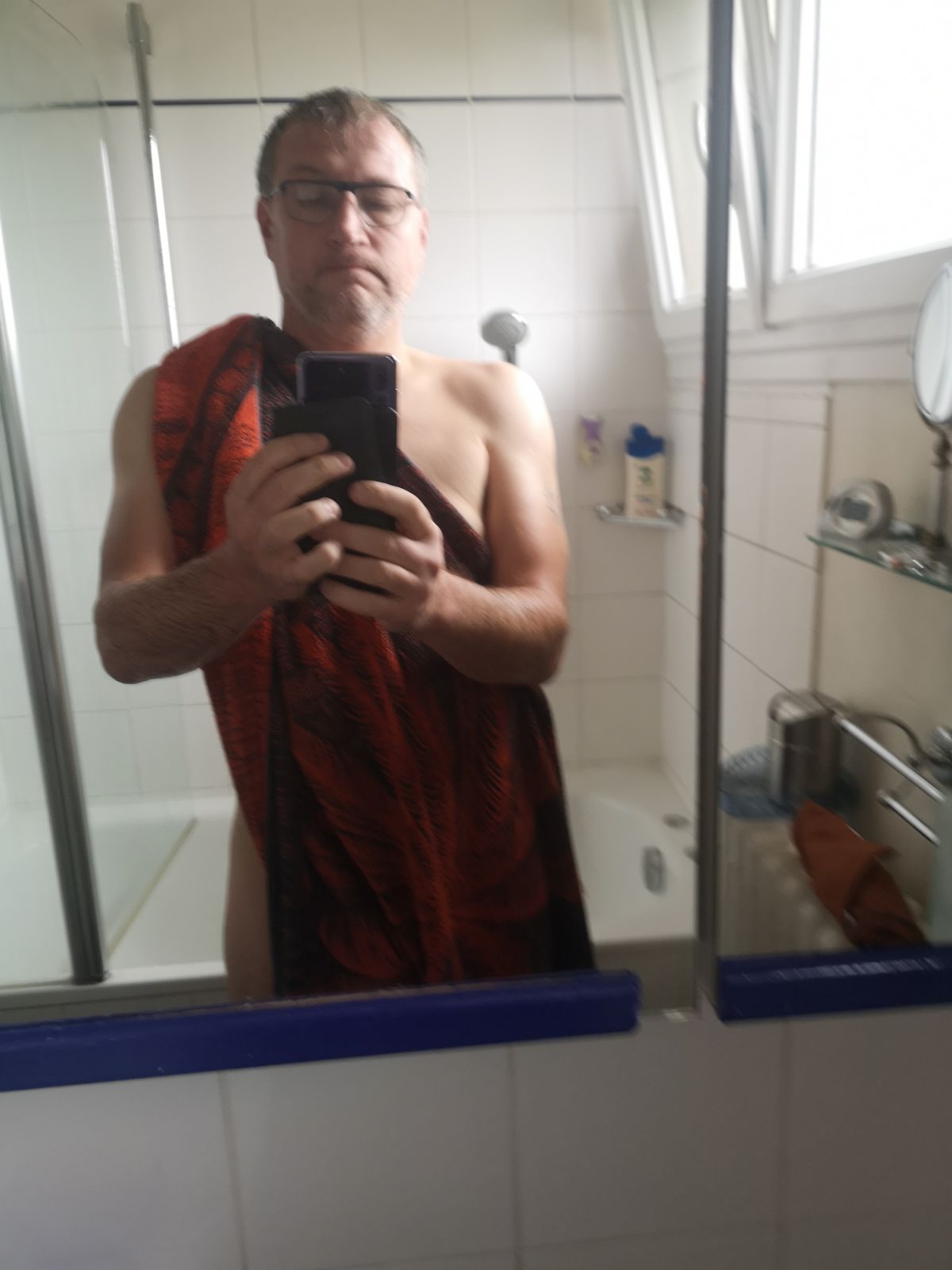 Profil de Selmene, 53 ans, Célibataire Suisse à Jongny