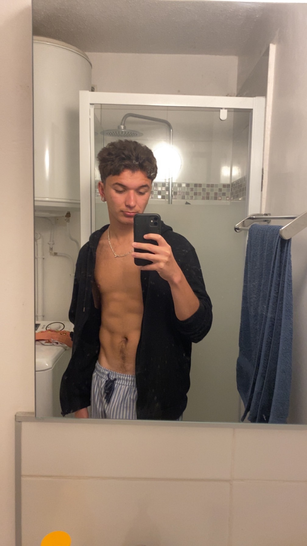 Profil de Enzio, 23 ans, Célibataire Suisse à Cormoret