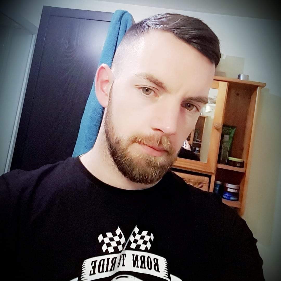 Profil de Radhouane, 35 ans, Célibataire Suisse à Courcelon