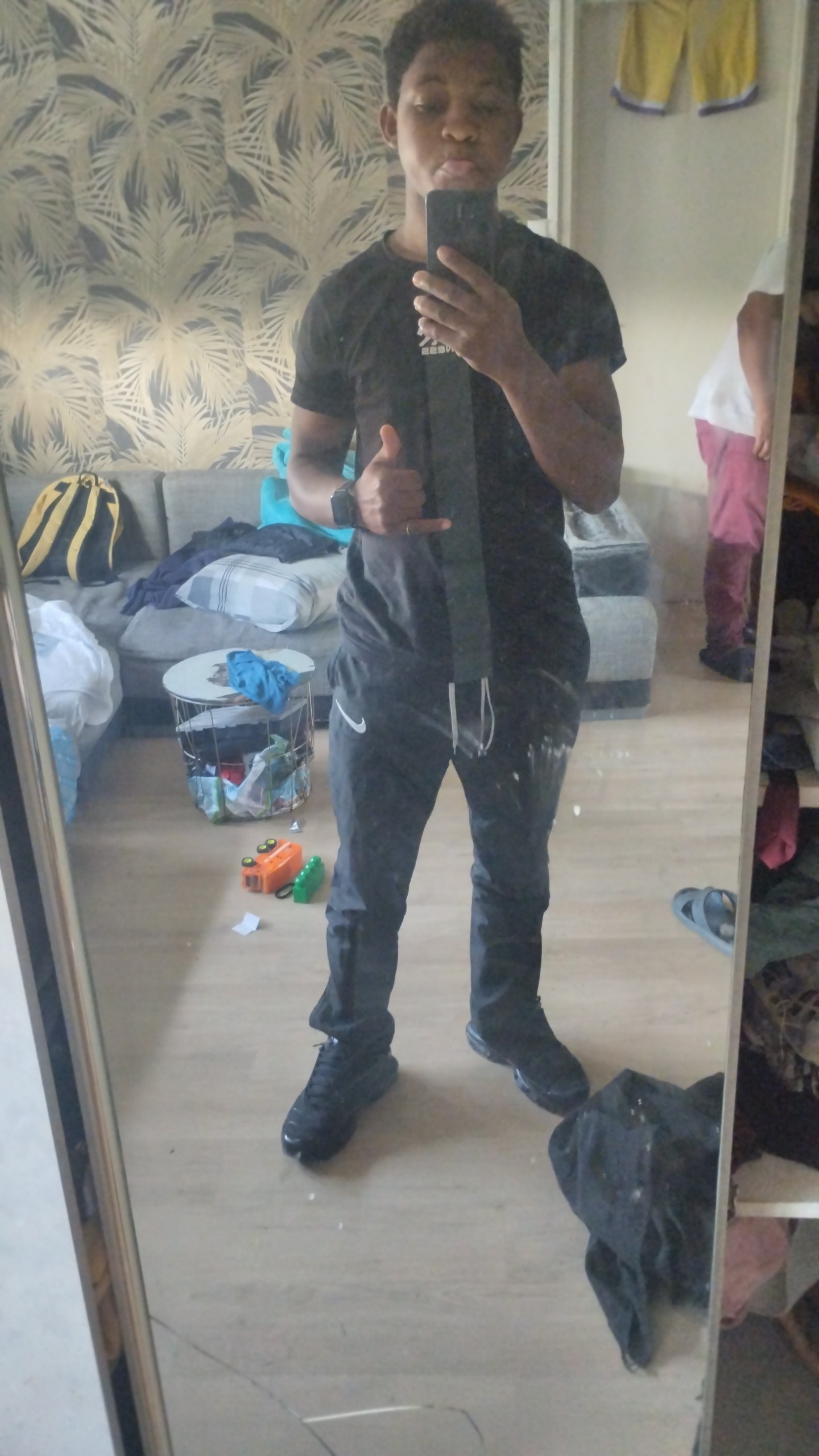 Profil de Stevin, 18 ans, Célibataire Suisse à Essertes