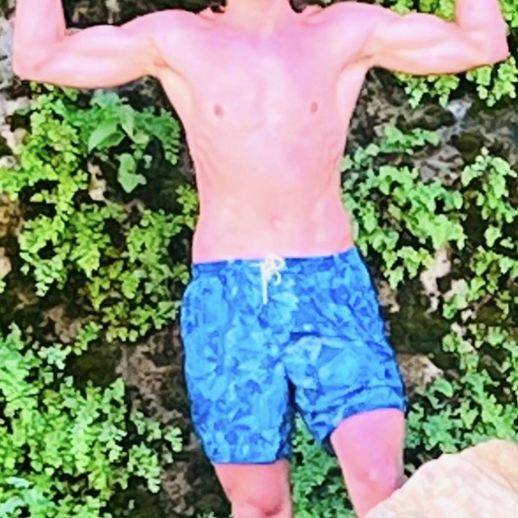 Profil de Rowan, 19 ans, Célibataire Suisse à Pomy