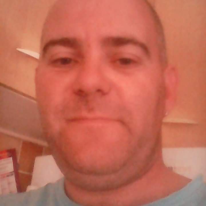 Profil de Jabran, 42 ans, Célibataire Suisse à Nuvilly
