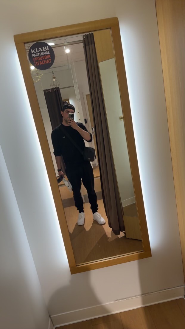 Profil de Helmi, 22 ans, Célibataire Suisse à Bavois