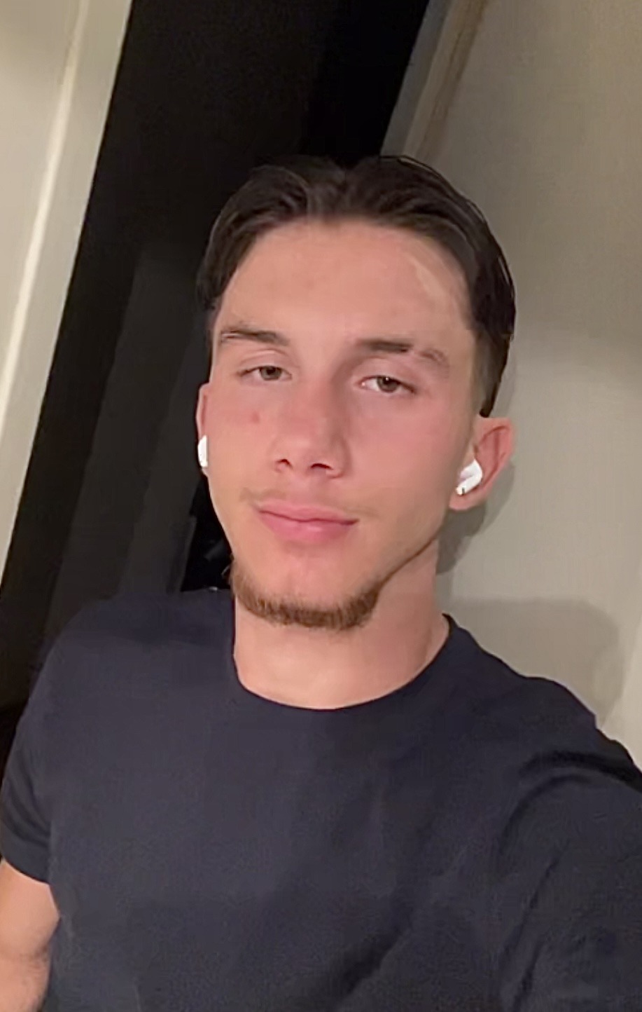 Profil de Maxwell, 19 ans, Célibataire Suisse à Stierva