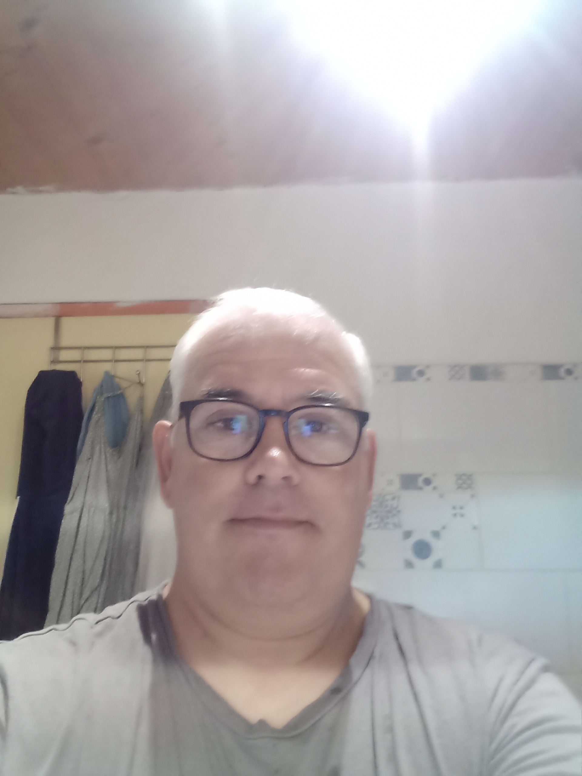 Profil de Gratien, 54 ans, Célibataire Suisse à Ecuvillens