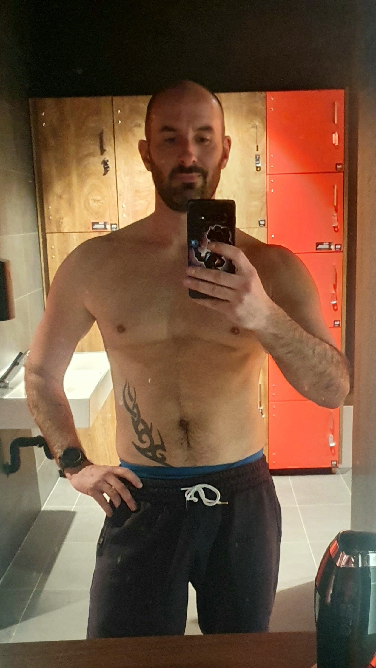 Profil de Helmi, 39 ans, Célibataire Suisse à Cuarny