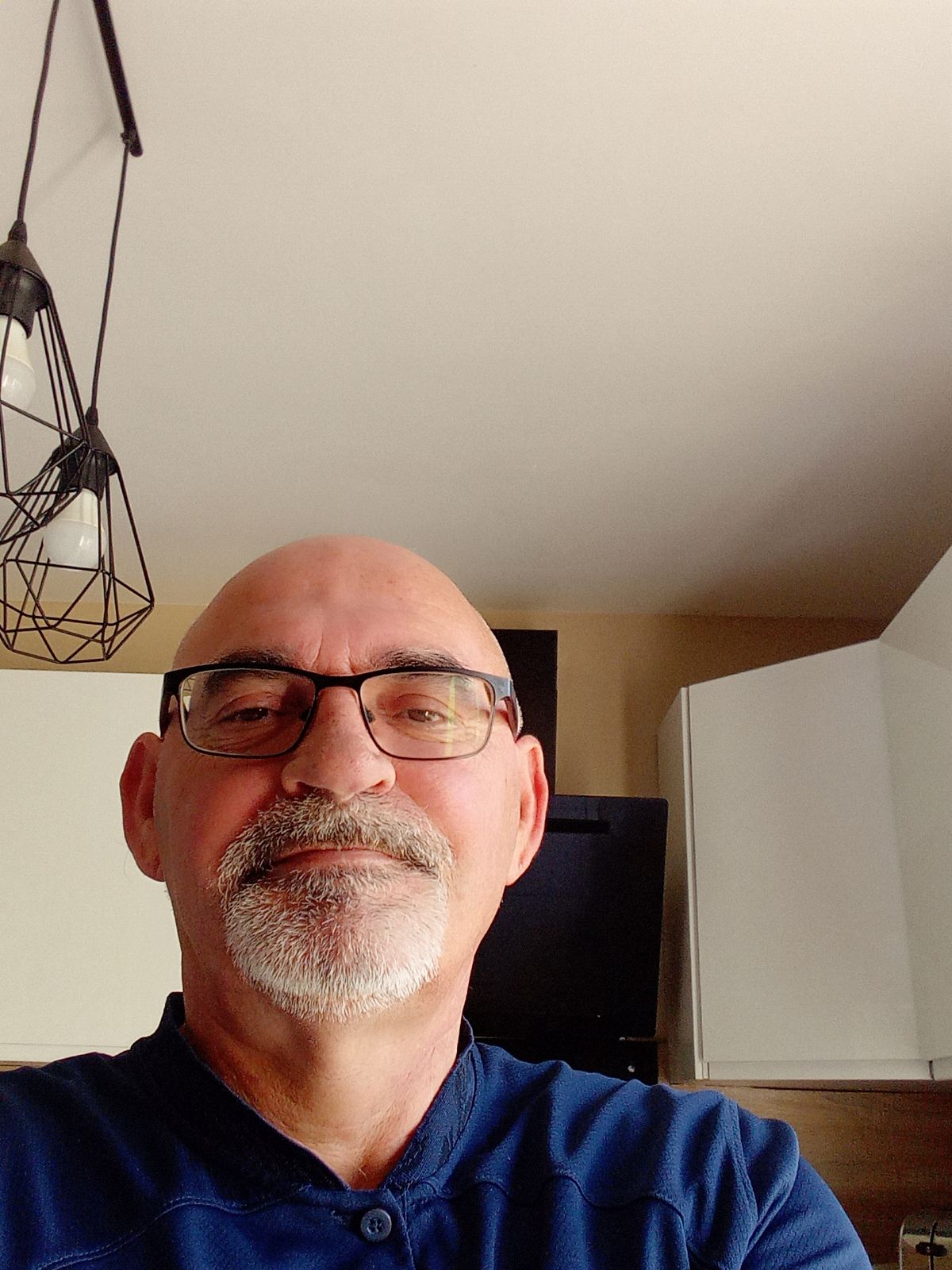 Profil de Loucka, 55 ans, Célibataire Suisse à Wienacht-Tobel