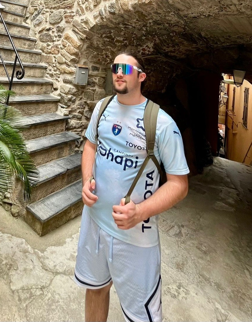 Profil de Giovani, 21 ans, Célibataire Suisse à Bévilard