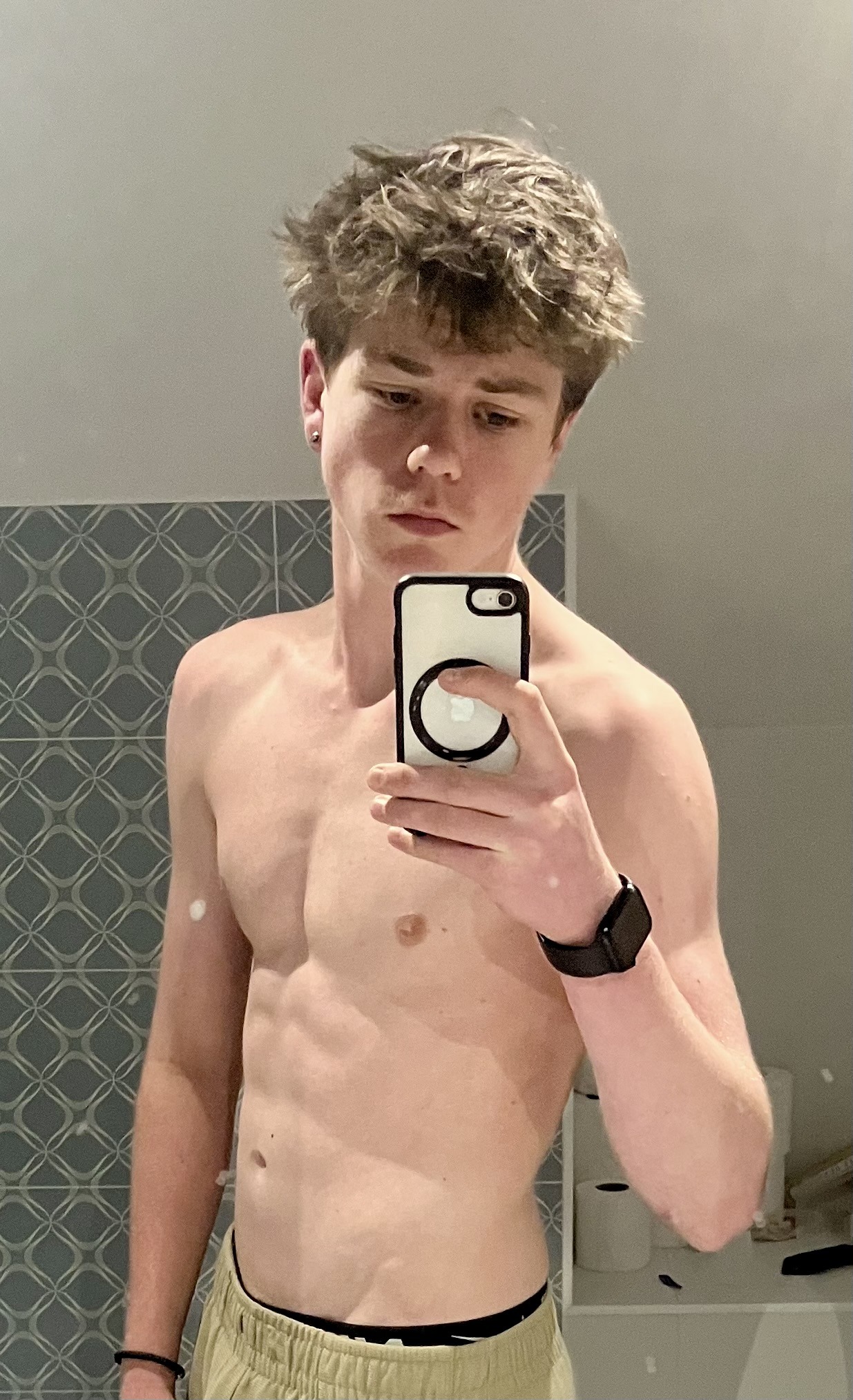 Profil de Ilyan, 20 ans, Célibataire Suisse à Morissen
